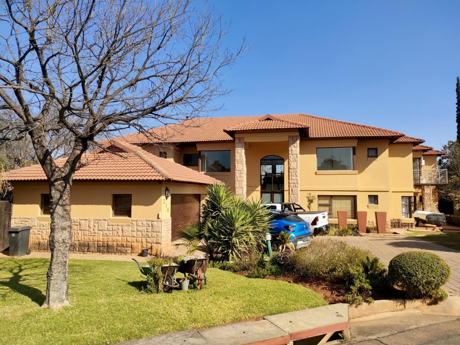5 Bedroom Property for Sale in Birdwood Estate North West
